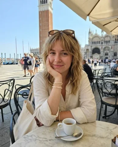 Wide-Angle Smartphone Selfie at Italian Landmark 4 — Nano Banana AI Prompt: Samsung Galaxy S25 Ultra of the young woman in her early 20s seated at an outdoo...