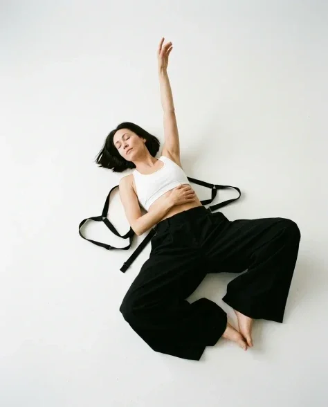 3x3 Minimalist Dance Editorial Grid 4