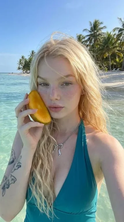 Beach Mango Selfie