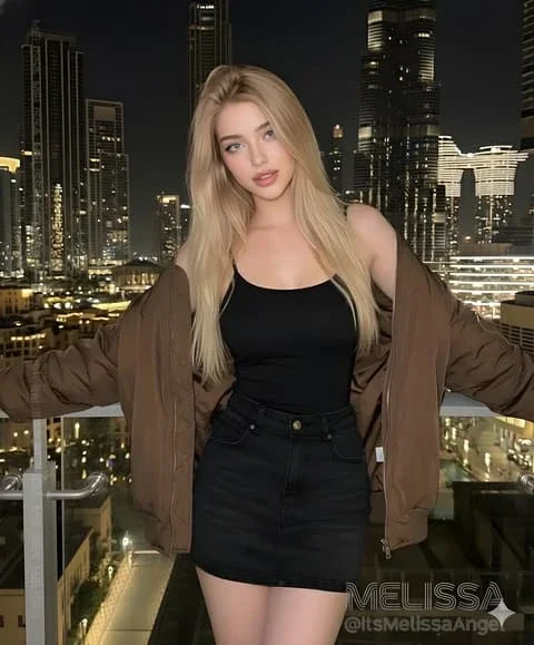 Dubai Night Blonde Supermodel