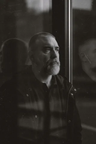 Cinematic Portrait In Black And White, 35Mm Film Look, Fine Grain — Nano Banana Pro AI Prompt: Cinematic portrait in black and white, 35mm film look, fine grain, analog textur...