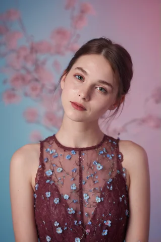 Raw Editorial Photo, Professional Head And Shoulders Portrai... — SDXL AI Prompt: RAW editorial photo, professional head and shoulders portrait of beautiful 24-ye...
