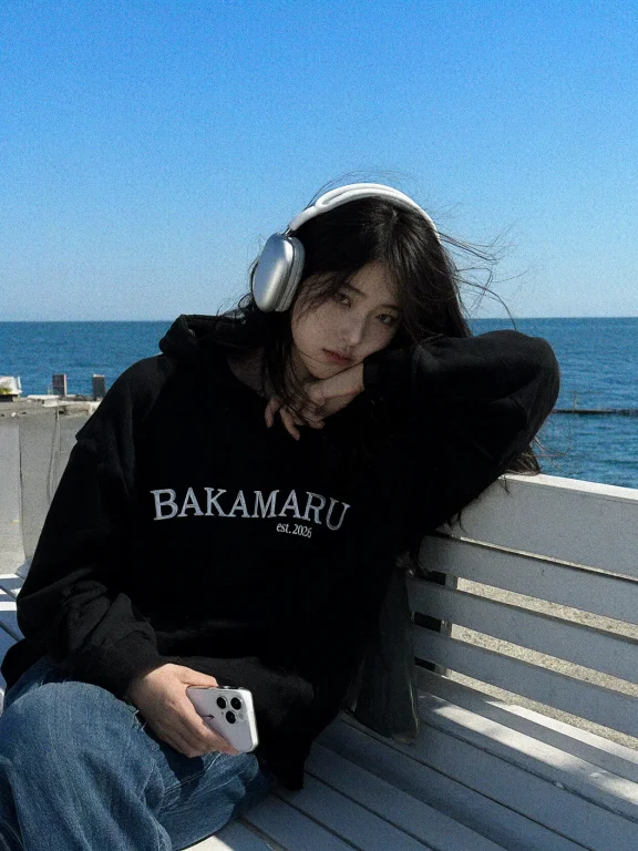 Bakamaru Est.2026airpods Maxiphone 17 Pro  Iso  Iso  Jpeg