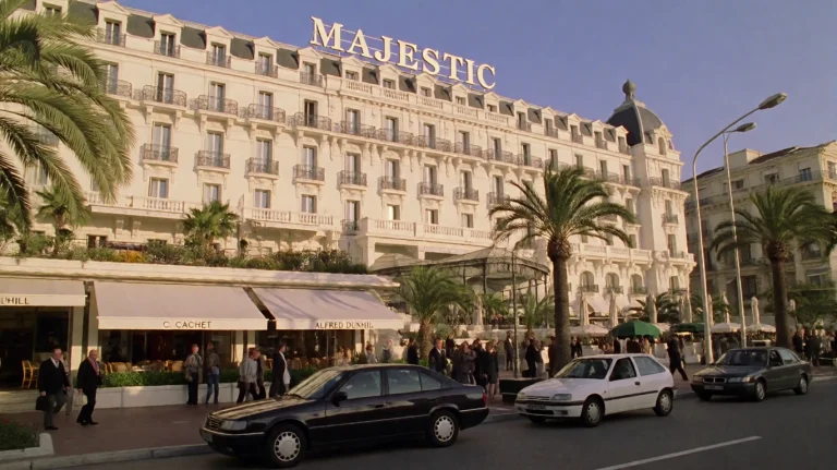 Rnn1998, A Grand, Multi-story White Hotel With Majestic Embl...