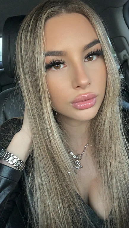 Natasha, A Close-up Instagram Selfie Of A Stunning Latina Wo...