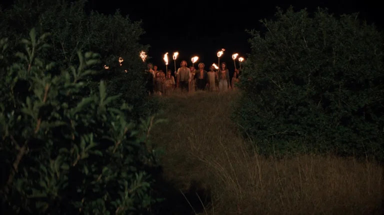 Tmmchn2002, A Group Of People Stands Atop A Grassy Hill At N...