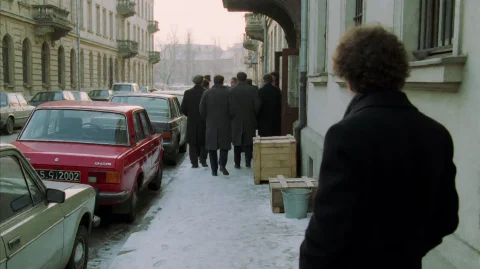 Cnfssnsadn2002, A Person With Curly Hair, Seen From Behind,... — Stable Diffusion AI Prompt: cnfssnsadn2002, A person with curly hair, seen from behind, stands on a snow-dus...