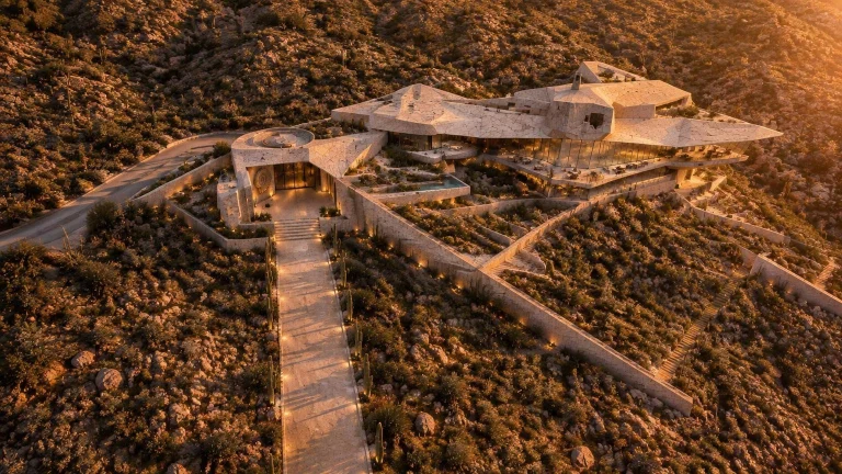 Create A Global Drone View Of The Domain, Hortogonal, Perpen...